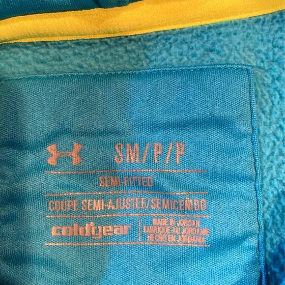 Ladies small Under Armour hoodie - Picture 5 of 9